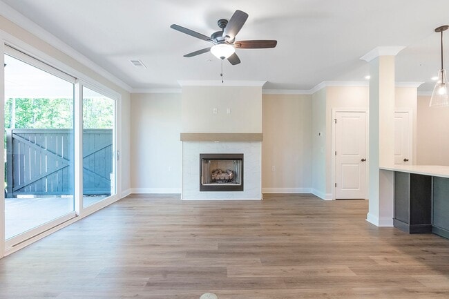 Photo - Downtown Alpharetta Luxury Townhome