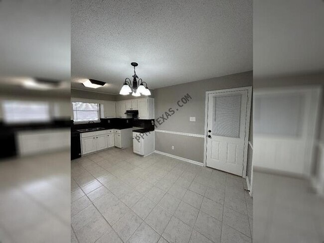 Photo - 9 Collins Ct