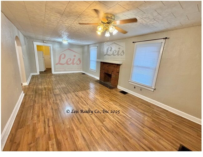 Photo - 3341 N Main St