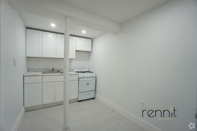 Building Photo - 1249 Madison St Rental