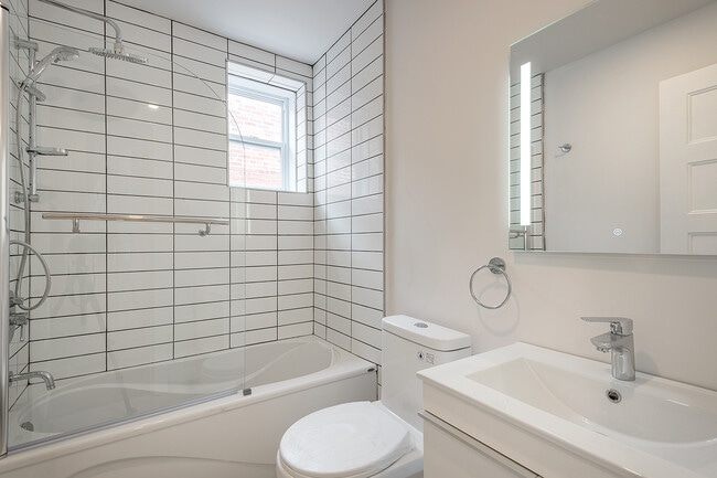 Photo - 5915 Décarie