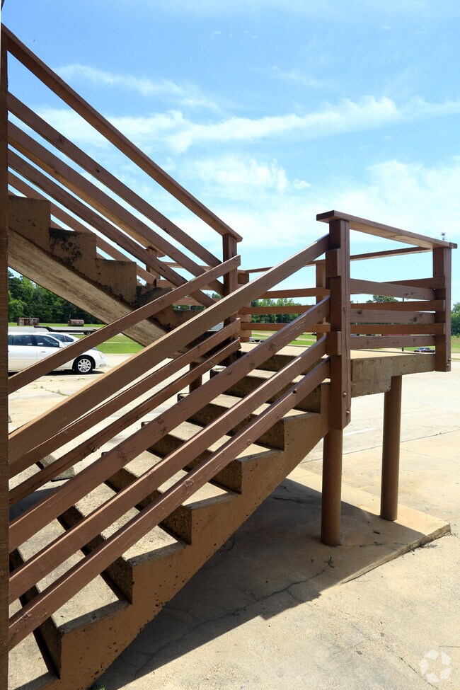 Photo - Williamsburg Apartments