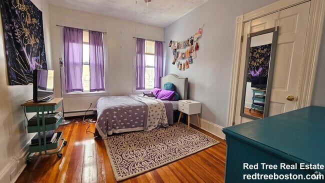 Building Photo - 22 Belmont St Unit 3 Rental