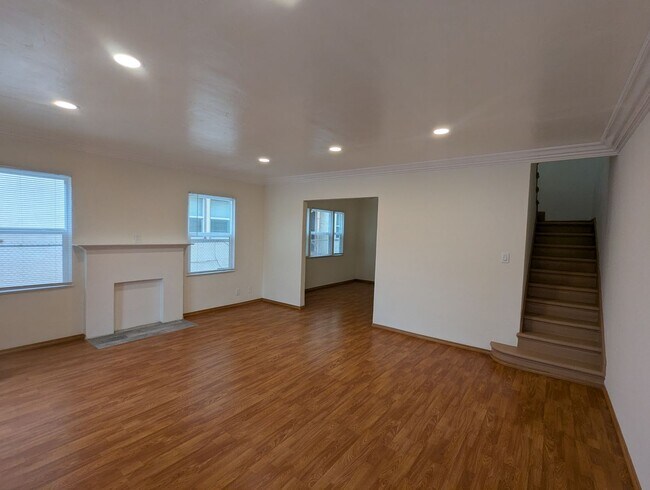 Photo - 1510 Bronson Ave Unidad 1510