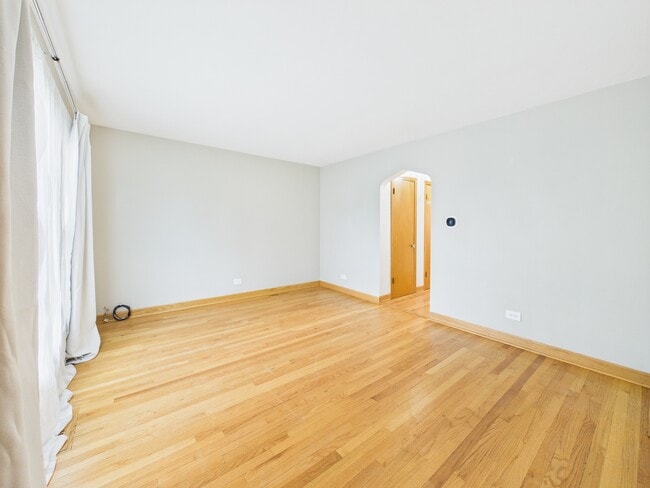 Photo - 6345 W Peterson Ave