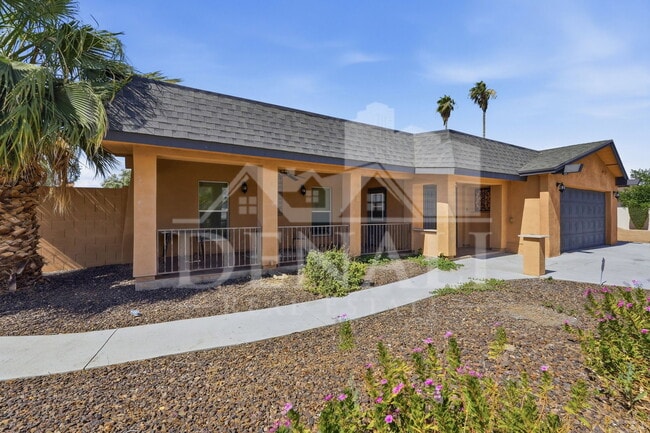 5654 W Mountain View Rd