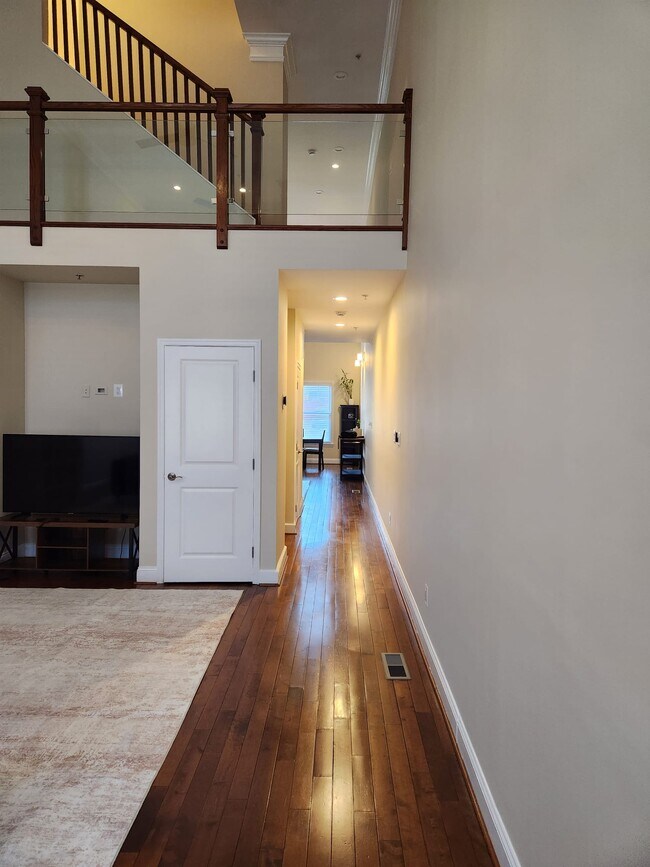 Photo - 1116 K St SE