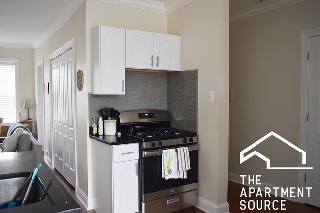 Photo - 3819 N Greenview Ave Unit 3N