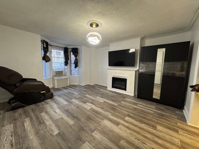 Photo - 522 51st St Unit 1