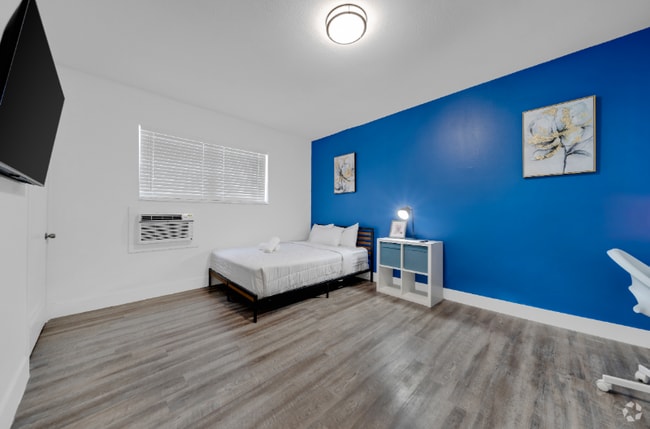 Building Photo - 1029 SW 5th St Rental