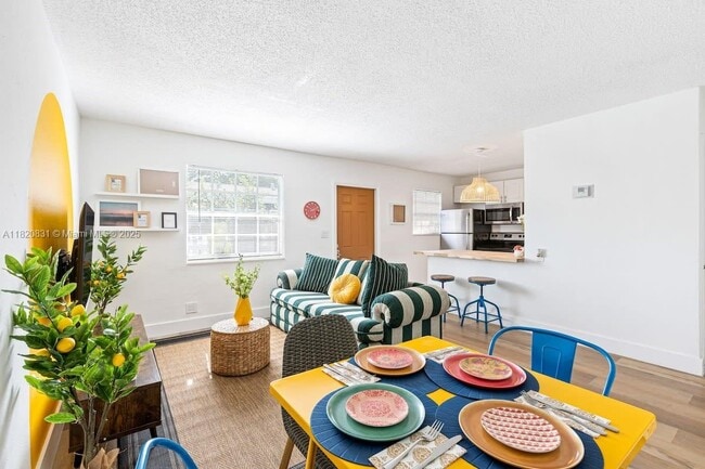 Building Photo - 811 Tequesta St Unit 3 Rental