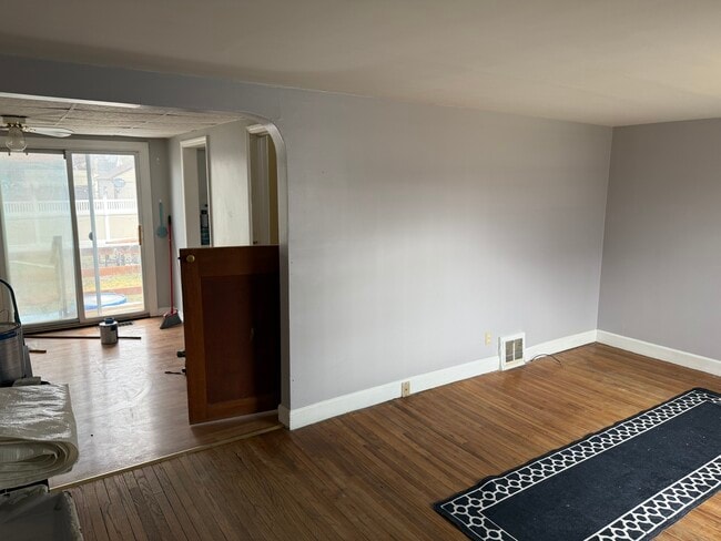 Photo - 26 Pinevale Ct