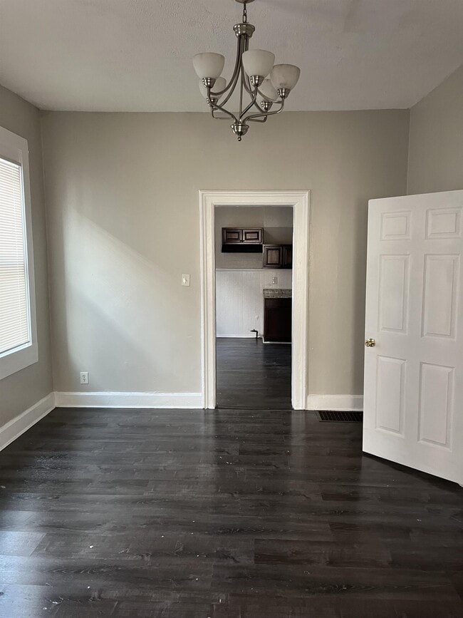 Photo - 633 S 9th St