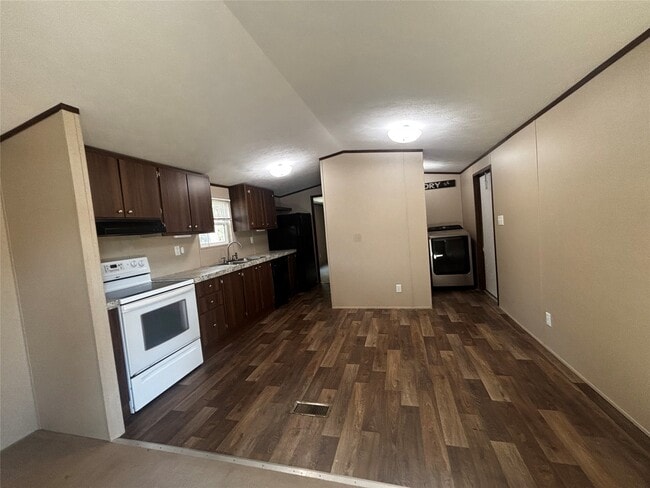 Photo - 10 S Walnut Lake Dr