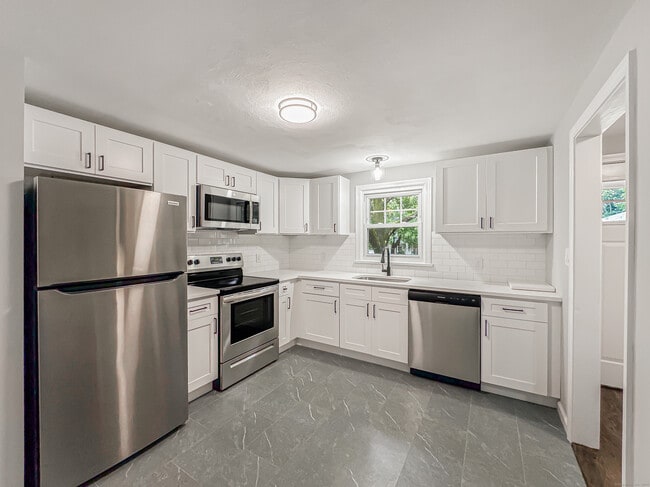 Photo - 85 Cold Spring Cir