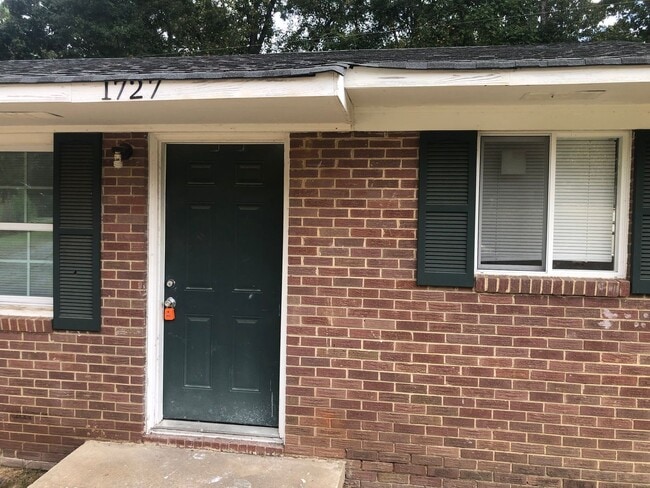 Building Photo - 1725-1727 Old Lynwood Circle Unit 1727 Old Lynwood Circle Rental