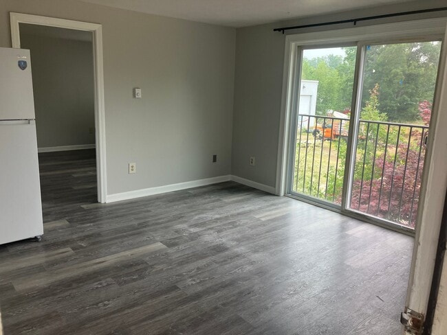 Building Photo - 50 Hansonville Rd Unit 4