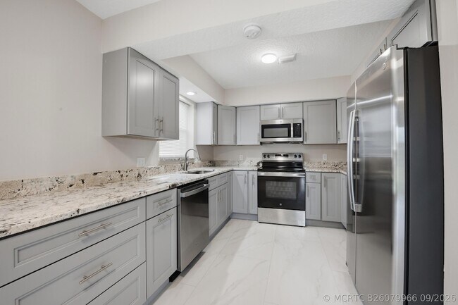1033 Goldenrod Rd