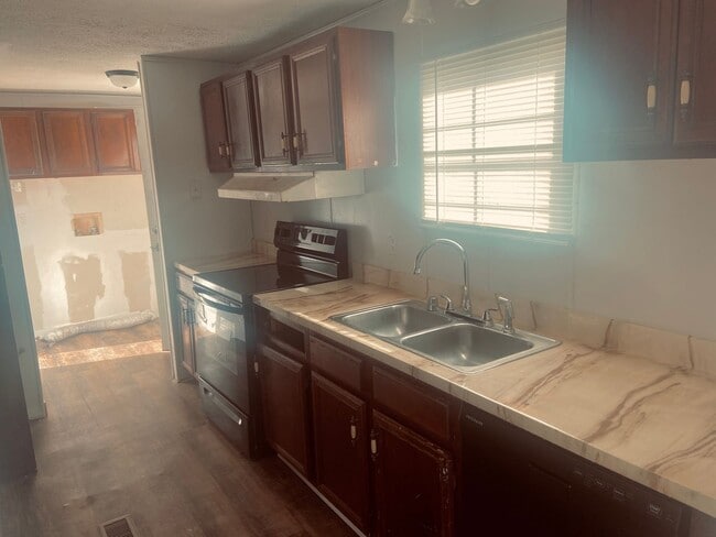 Photo - 2803 Padgett Rd