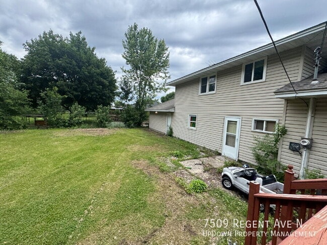 Photo - 7509 Regent Ave N