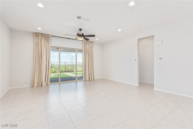 Photo - 298 Nine Mile Creek Dr