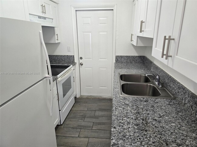 Photo - 10382 SW 173rd St Unit 10382