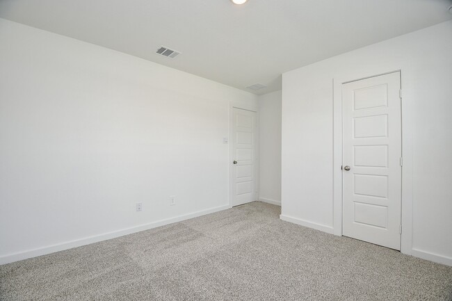 Photo - 1115 Yaupon Dr