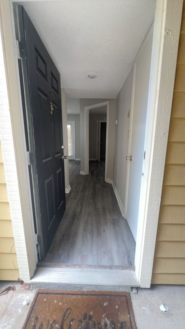 Photo - Come see this 1 bedroom, 1 bath condo for rent in Central Tampa! Unit 102