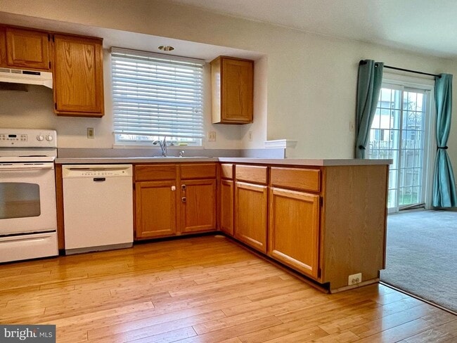 Photo - 1 Greystone Pl