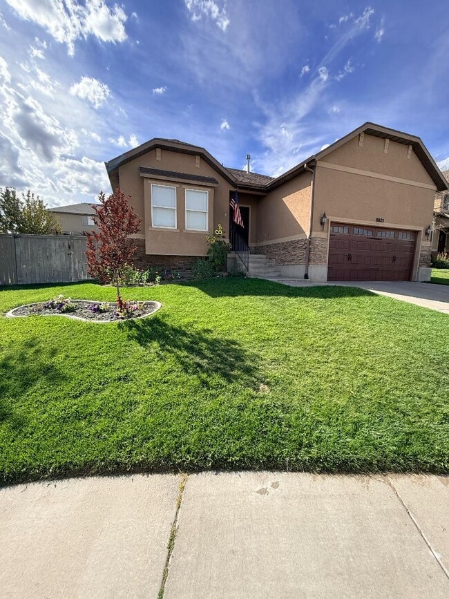 8825 Jefferson Dr
