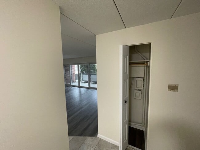 Photo - Suburban 2-bed with private balcony