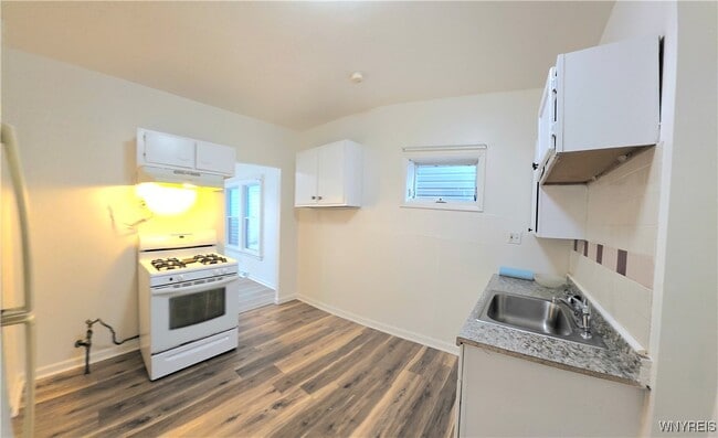 Photo - 177 Grote St