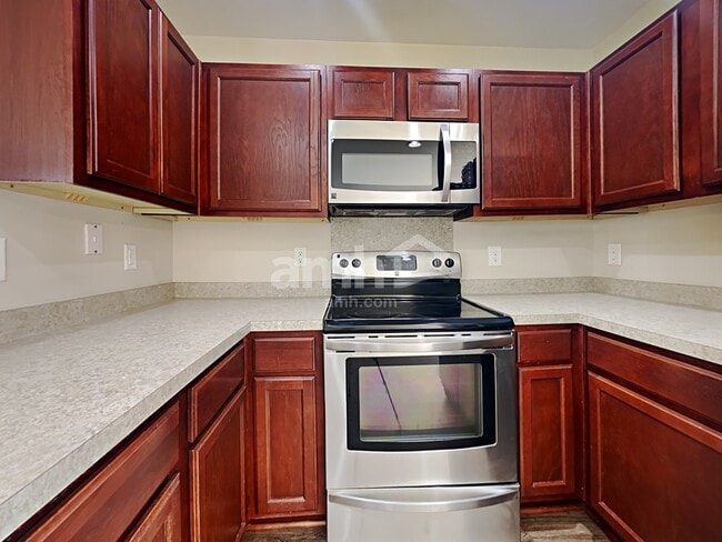 Photo - 315 Salkahatchie St