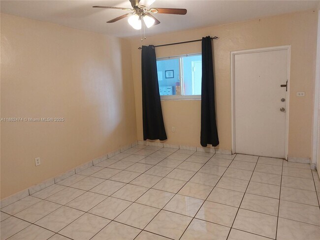 Photo - 5801 NE 18th Ave Unit 2