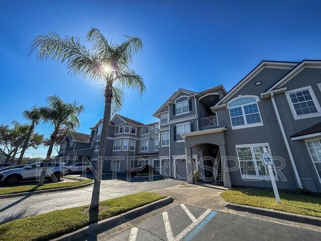 Building Photo - 3379 S Kirkman Rd Unit 1019