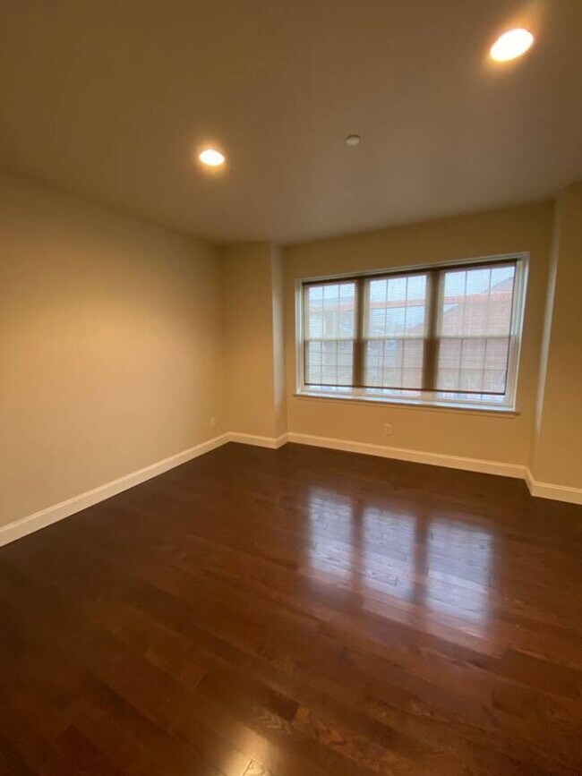 Photo - 826 Reed St Unit 2