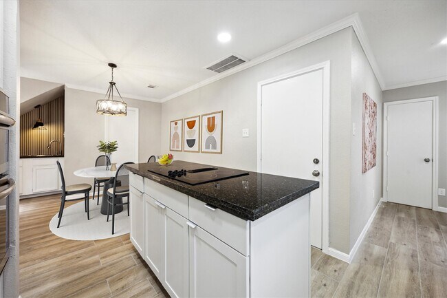 Photo - 2379 Briarwest Blvd