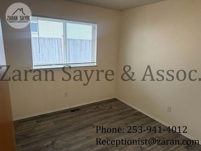 Photo - 109- Lovely home on Tacoma's Eastside!