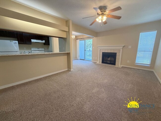 Photo - 31 Park Cir SE