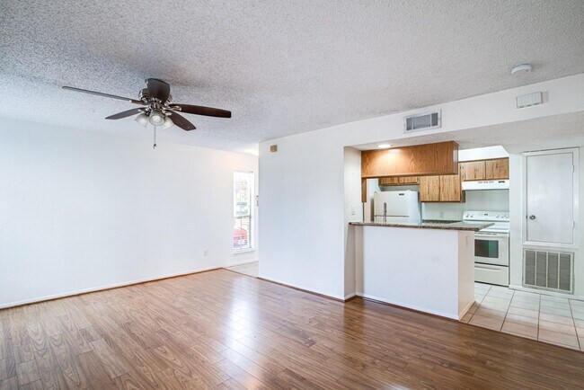 Photo - 3919 Fairmont Pkwy Unit True