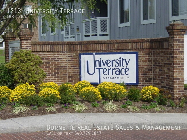 Building Photo - 1213 University Terrace Unit J