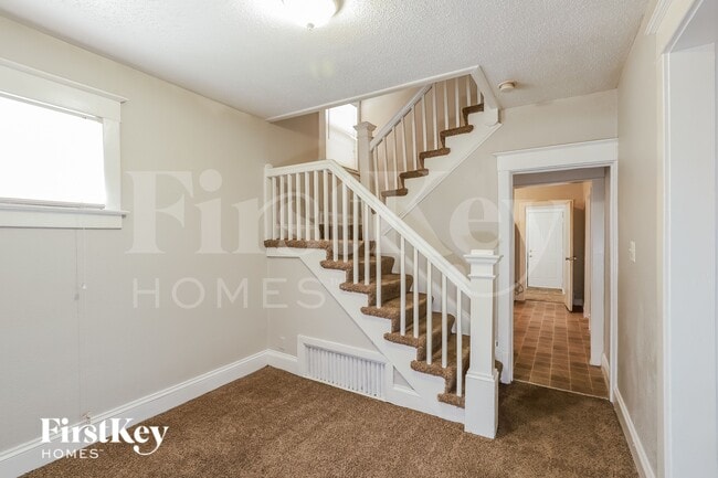 Photo - 1603 Elmwood Ave