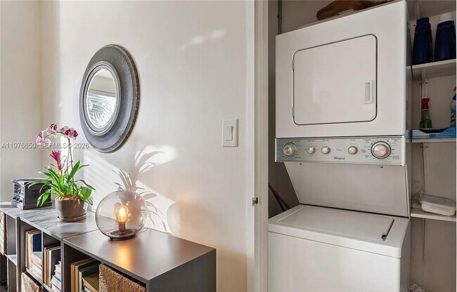 Photo - 4925 Collins Ave Unit 2H