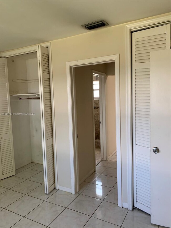 Photo - 2641 Polk St Unit 3