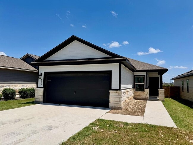 Photo - 312 Ancellotta Wy