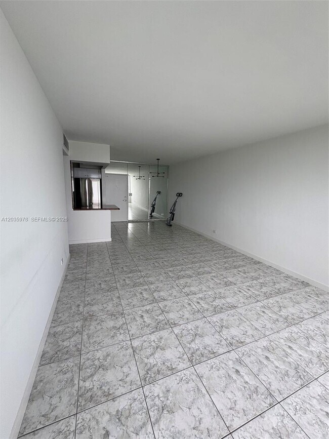 Photo - 7441 Wayne Ave Unit 8B