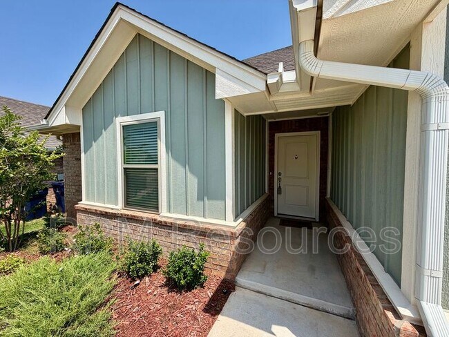 Photo - 8401 NW 162nd St