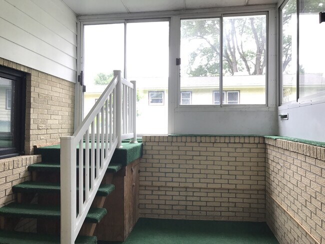 3114 Grove Ave