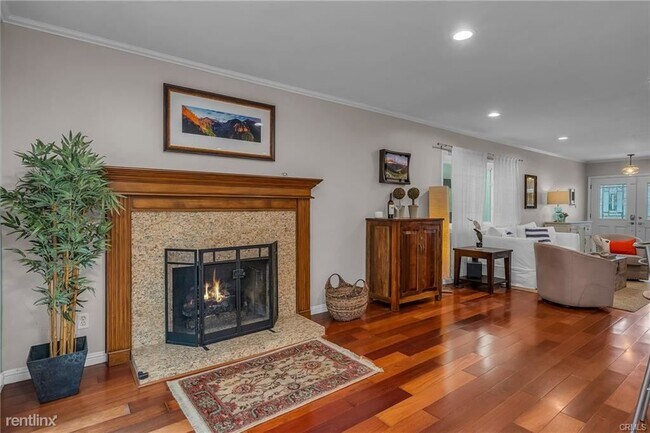 Photo - 3 br, 2.5 bath House - 1613 Armour Ln