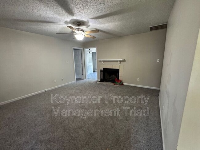 Photo - 1520 Kenwalt Dr